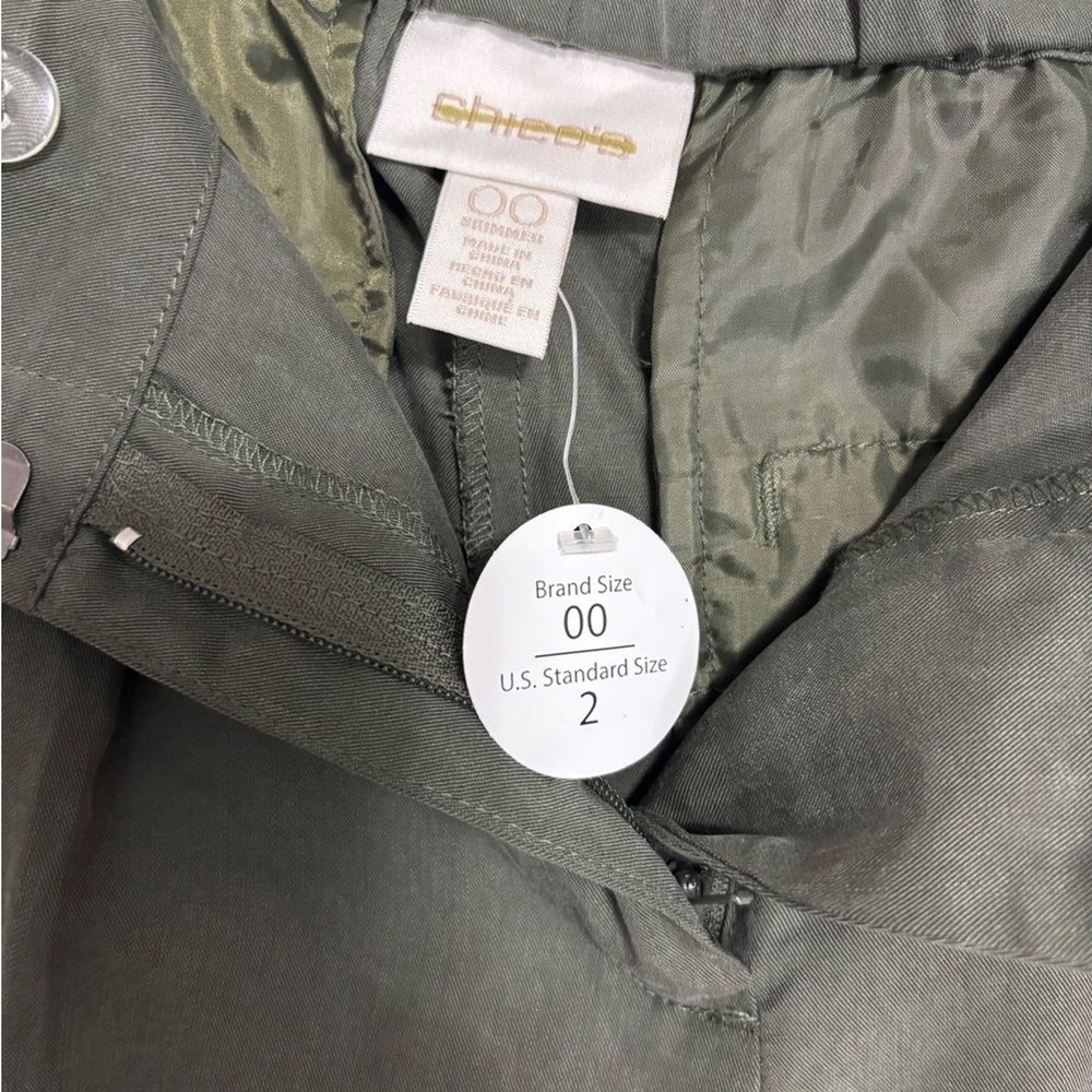 Chico's Ultimate Fit Pleated Skimmer Trousers Womens 2 Green Slimming Cropped - Picture 4 of 9